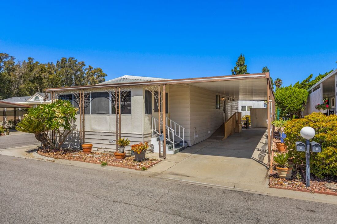 front of mobile home for sale in camarillo