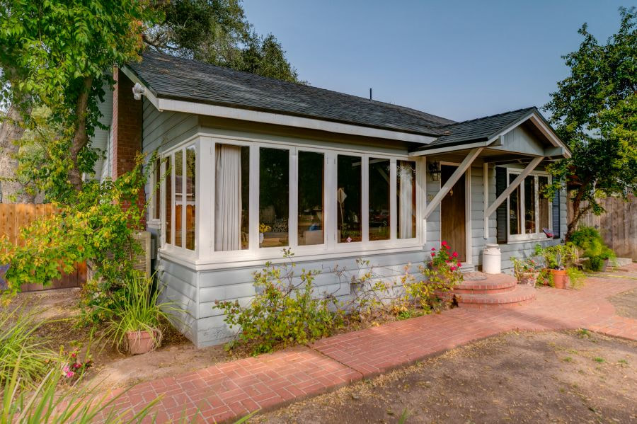 Home for Sale in Meiners Oaks Ojai